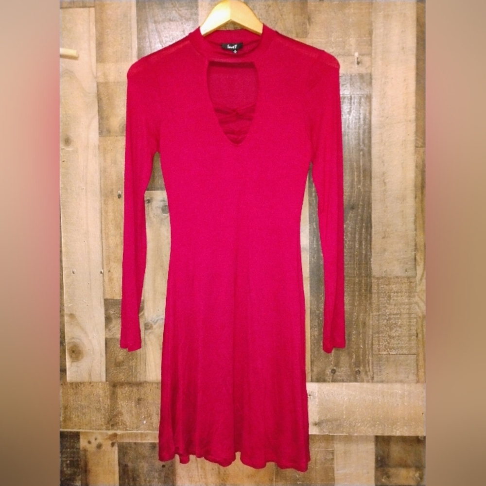 Love J Red Lace Up Cut Out Neckline Long Sleeve Dress Size Small - Picture 3 of 6